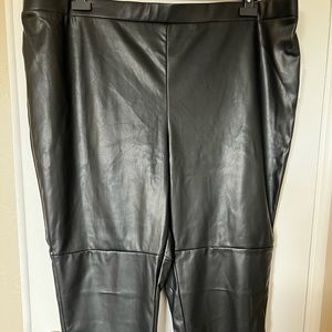 Sonoma (Denise Bidot) faux leather pant. SZ 4X